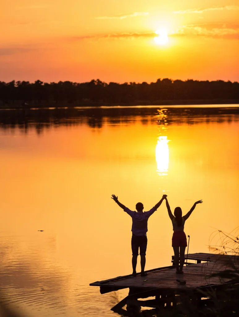 Watch the Sunrise Together