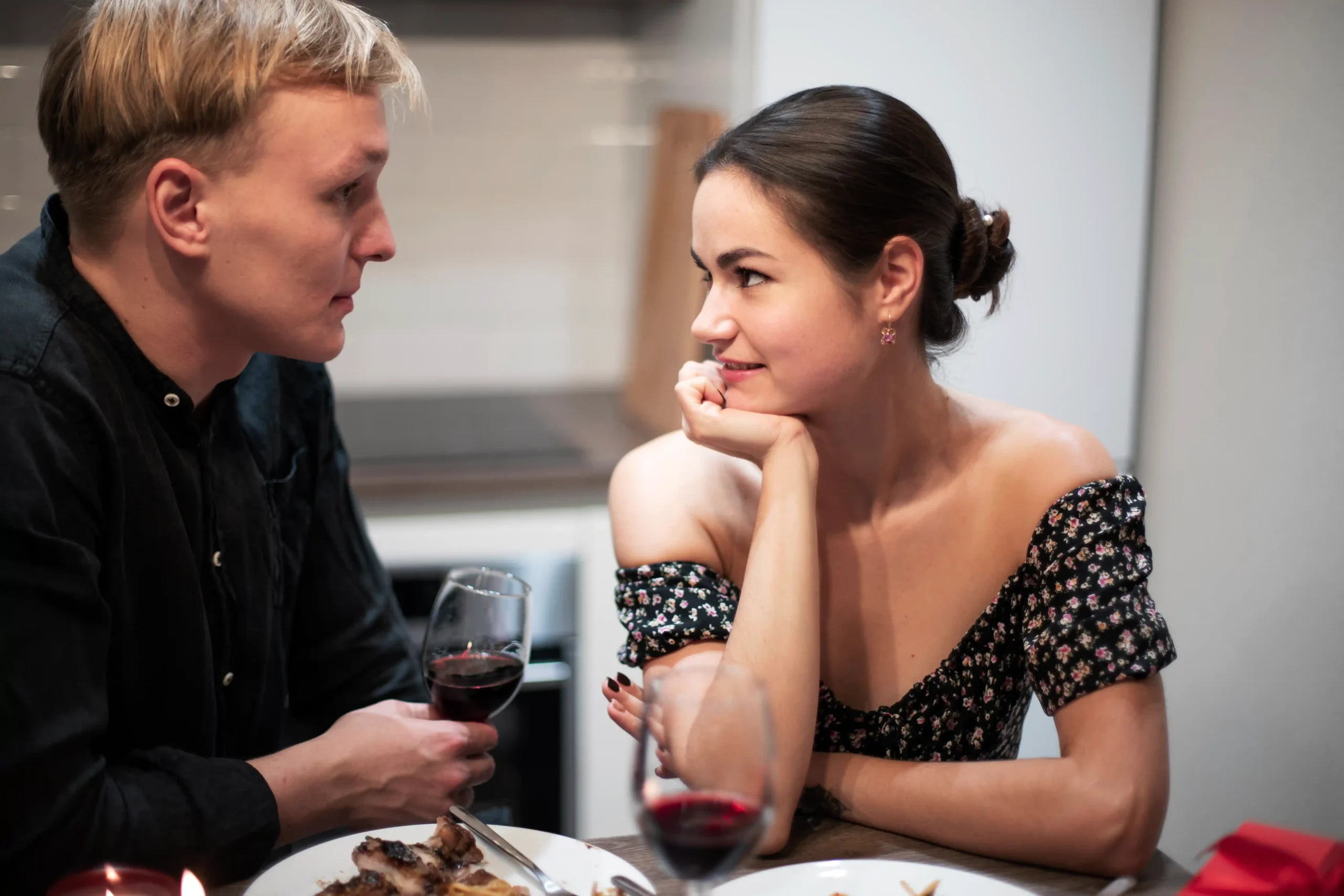 Dating Questions for Introverts on a Date